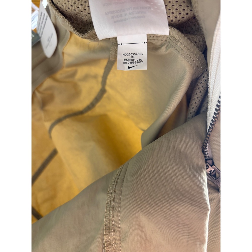 Nike Sportswear Utility Cargo Pants Tan Khaki Tapered Leg DM6681-250 Mens 34 - Picture 8 of 8